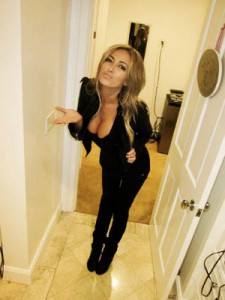 Paulina Gretzky Twitter